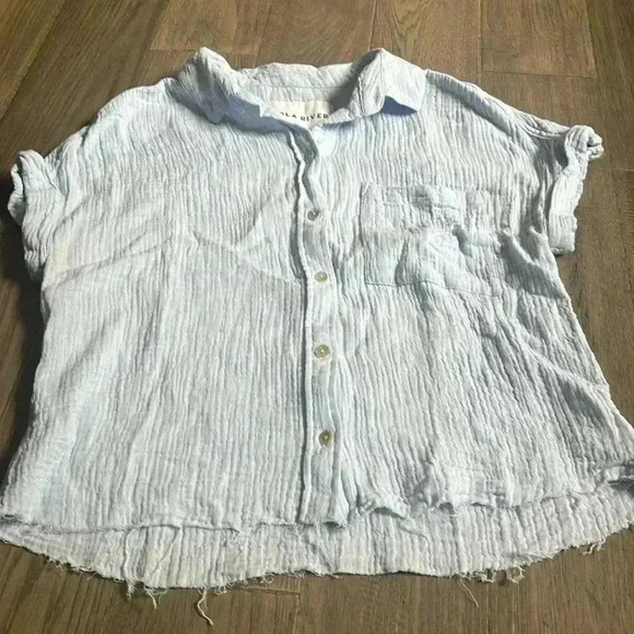 🔥Lola River🔥 | Blue super light button up blouse - Picture 2 of 9